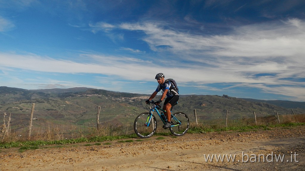 DSCN4037.JPG - Borgo Carcaci - Troina Case Gugliatore