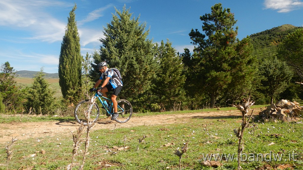 DSCN4045.JPG - Borgo Carcaci - Troina Case Gugliatore