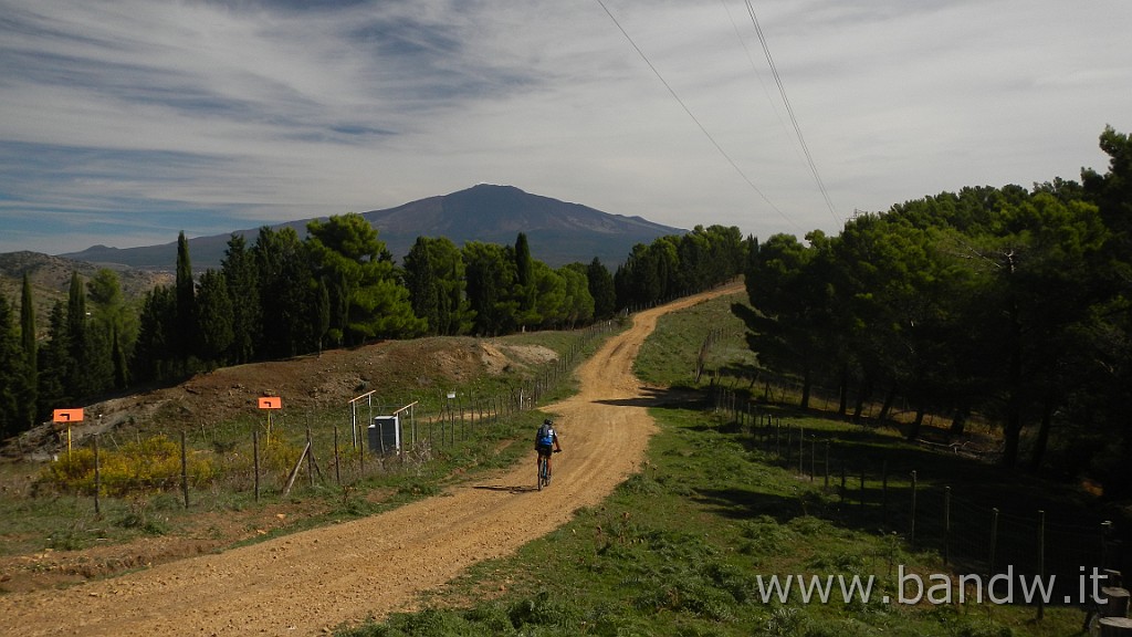 DSCN4068.JPG - Borgo Carcaci - Troina Case Gugliatore