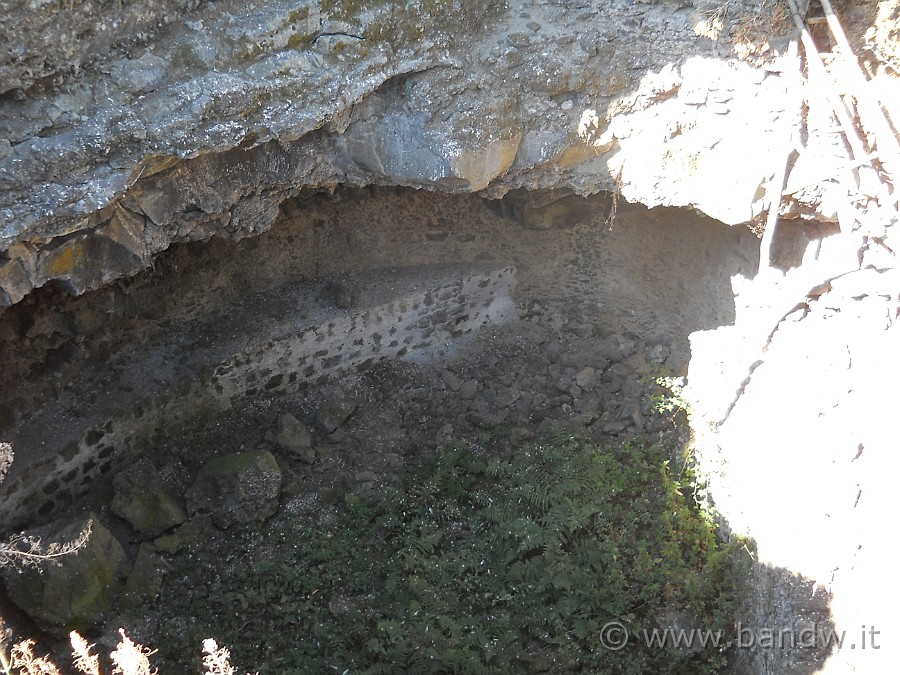 DSCN6347.JPG - Gli interni della grotta