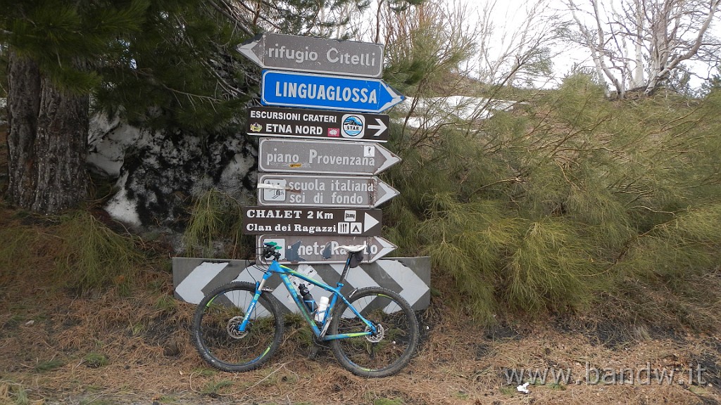 DSCN2932.JPG - Exploring Etna Est