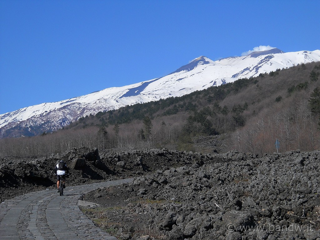 DSCN4007.JPG - L'Etna sfoggia tutta la sua bellezza