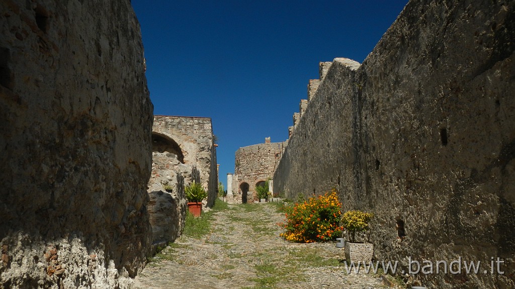 DSCN7551.JPG - Messina - Anello Acqua dei Corsari