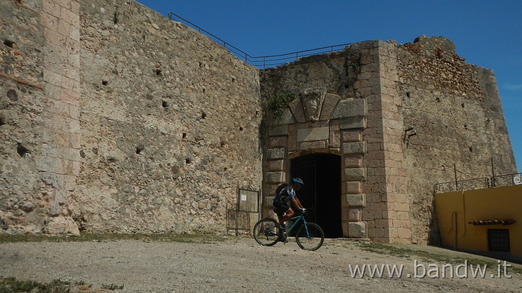 DSCN7569.JPG - Messina - Anello Acqua dei Corsari