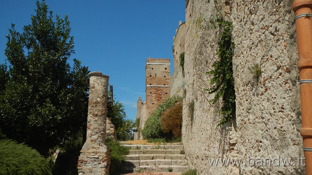 DSCN7570.JPG - Messina - Anello Acqua dei Corsari