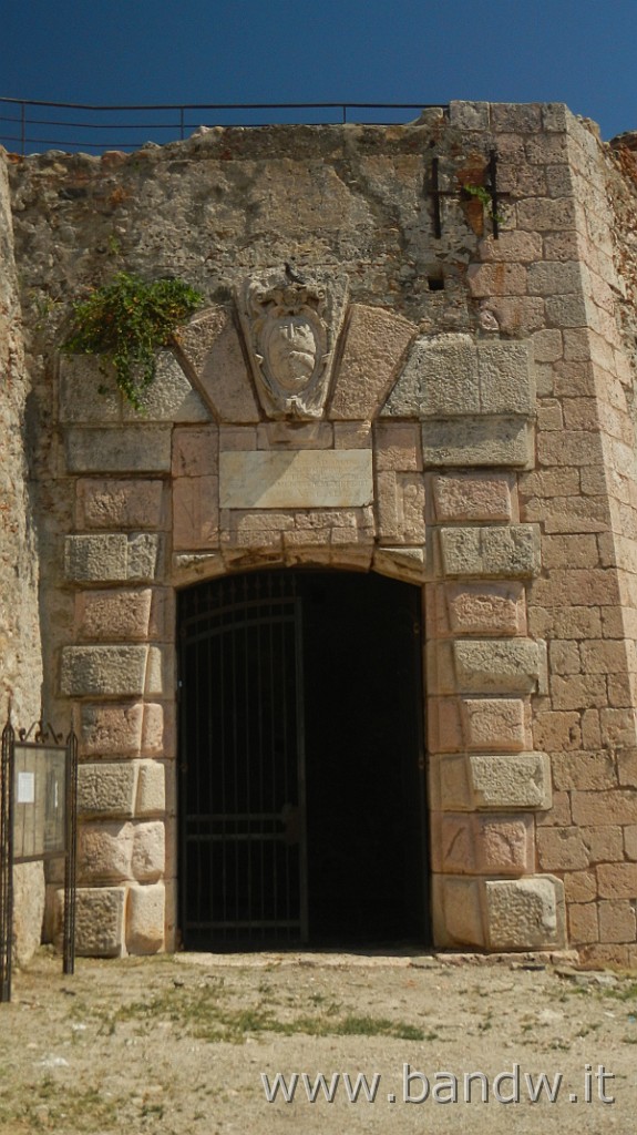 DSCN7571.JPG - Messina - Anello Acqua dei Corsari