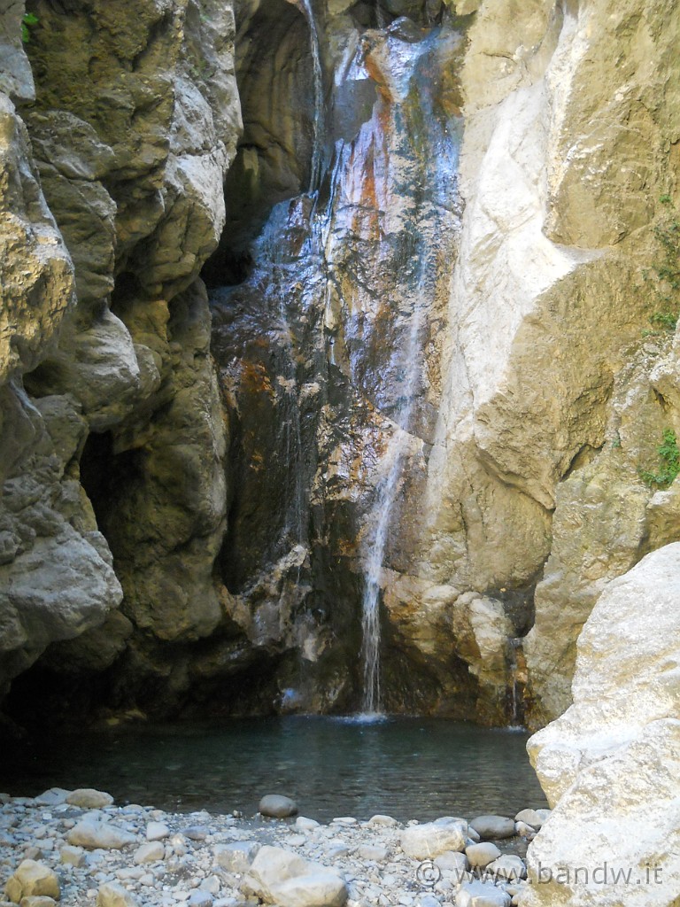 DSCN6373.JPG - ....e finalmente loro "Le cascate del Catafurco"