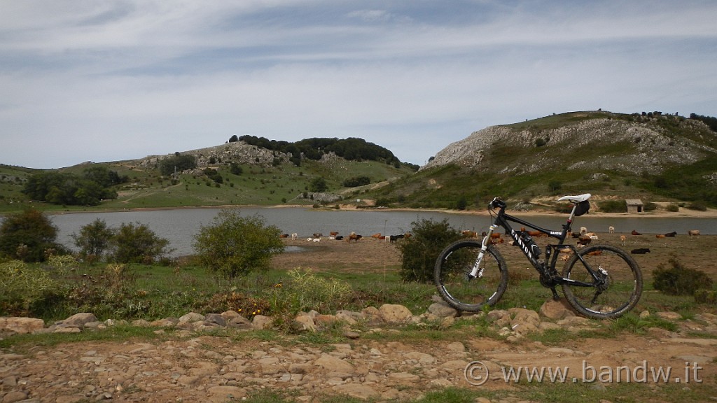 DSCN9643.JPG - Sosta al Lago Trearie