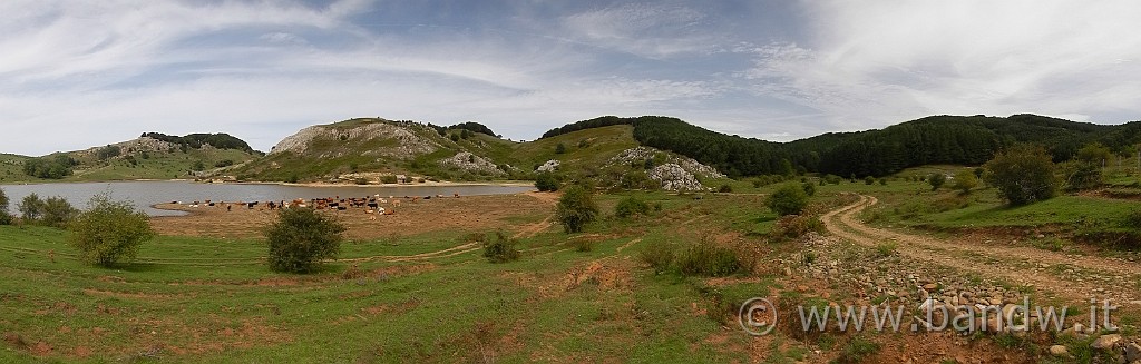 DSCN9648.JPG - Panoramica sul Lago Trearie