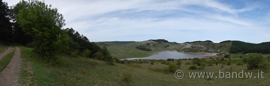 DSCN9650.JPG - Il lago Trearie visto dall'alto