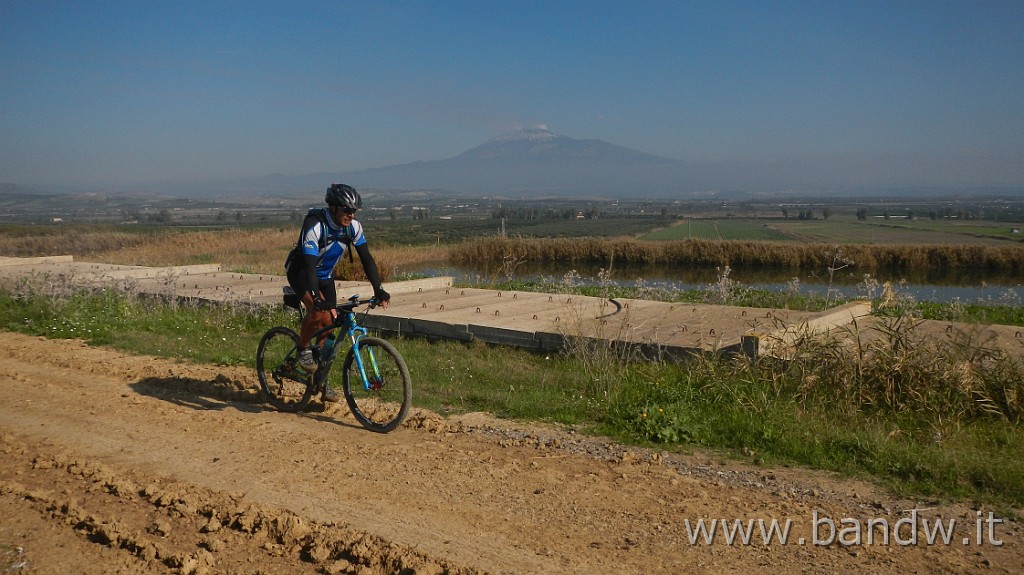 DSCN4117.JPG - Piana di Catania