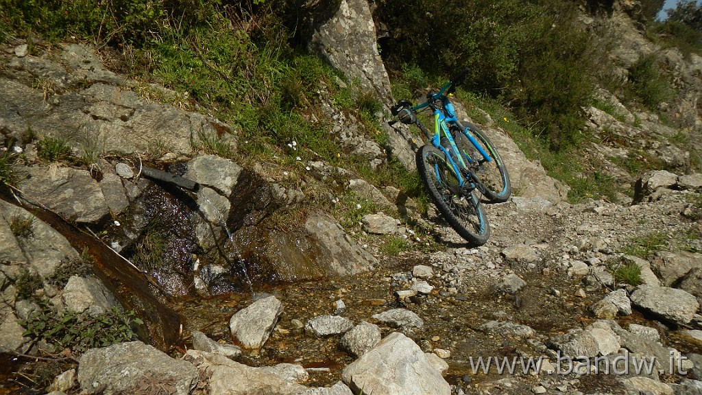 DSCN8145.JPG - Roccalumera-Dorsale-Antillo