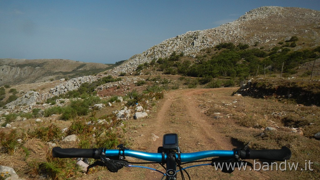 DSCN9030.JPG - Rocche del Crasto