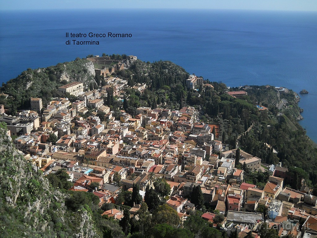 DSCN2038.JPG - Taormina vista dall'alto