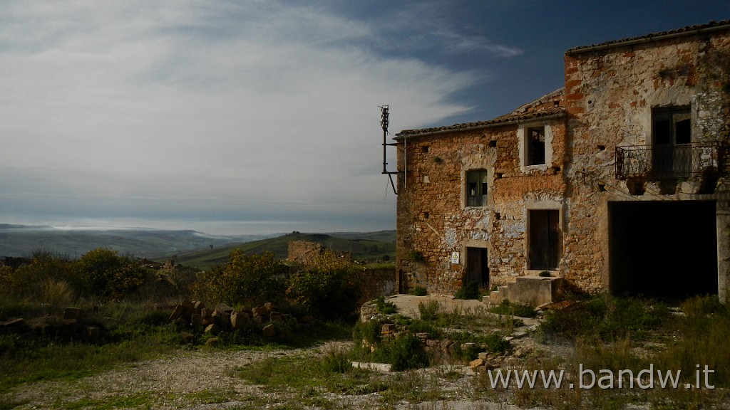 DSCN8720.JPG - valle del belice e terme di Acqua Pia