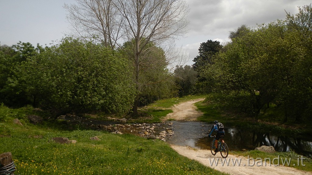 DSCN2926.JPG - Villasmundo exploring