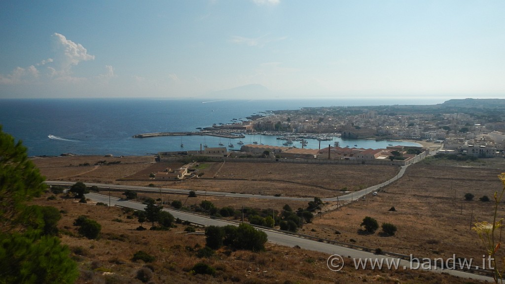 DSCN9323.JPG - Uno sguardo all'isola di Favignana