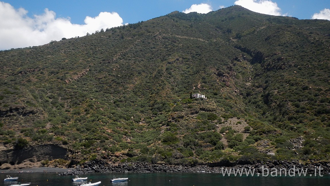 DSCN3376.JPG - Isole Eolie - Salina / Rinella vista dal Traghetto