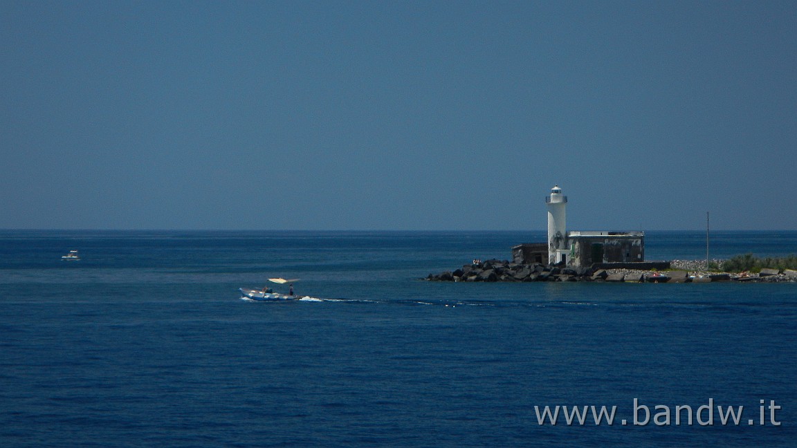 DSCN3385.JPG - Isole Eolie - Salina / Il faro di Lingua