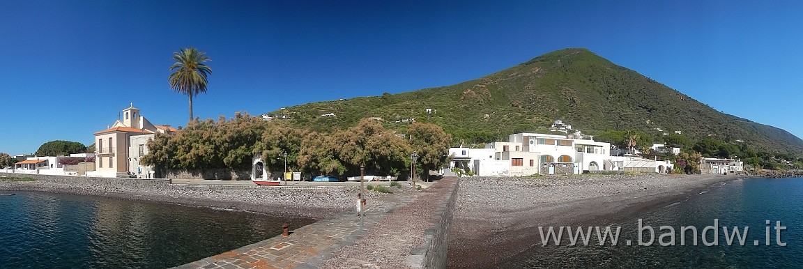 DSCN3586.jpg - Isole Eolie - Salina / Panoramica da Lingua