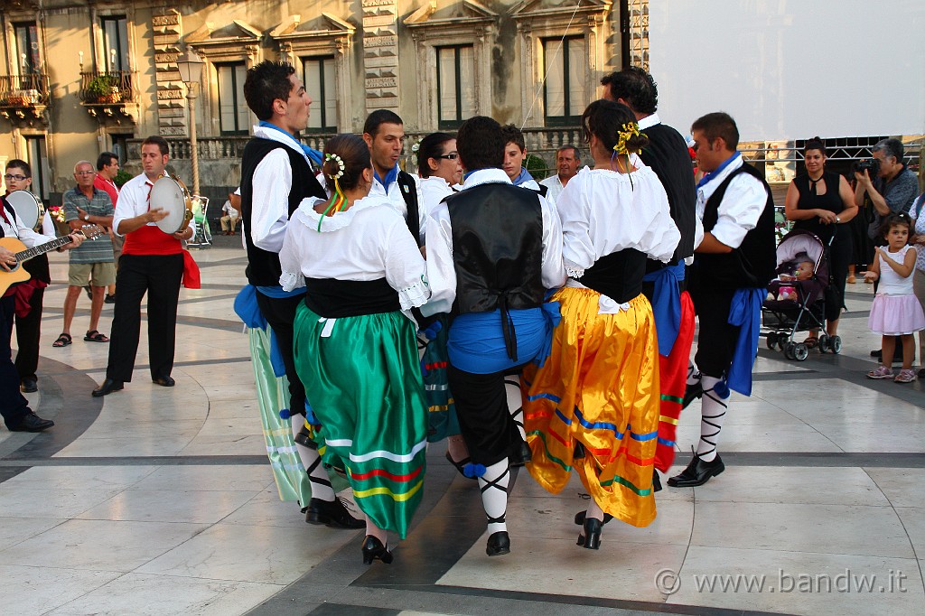 Carnevale_Acireale_Estate_2009_027.JPG - Gruppi folkloristici con costumi tipici Siciliani - Ballate di Tarantelle Siciliane