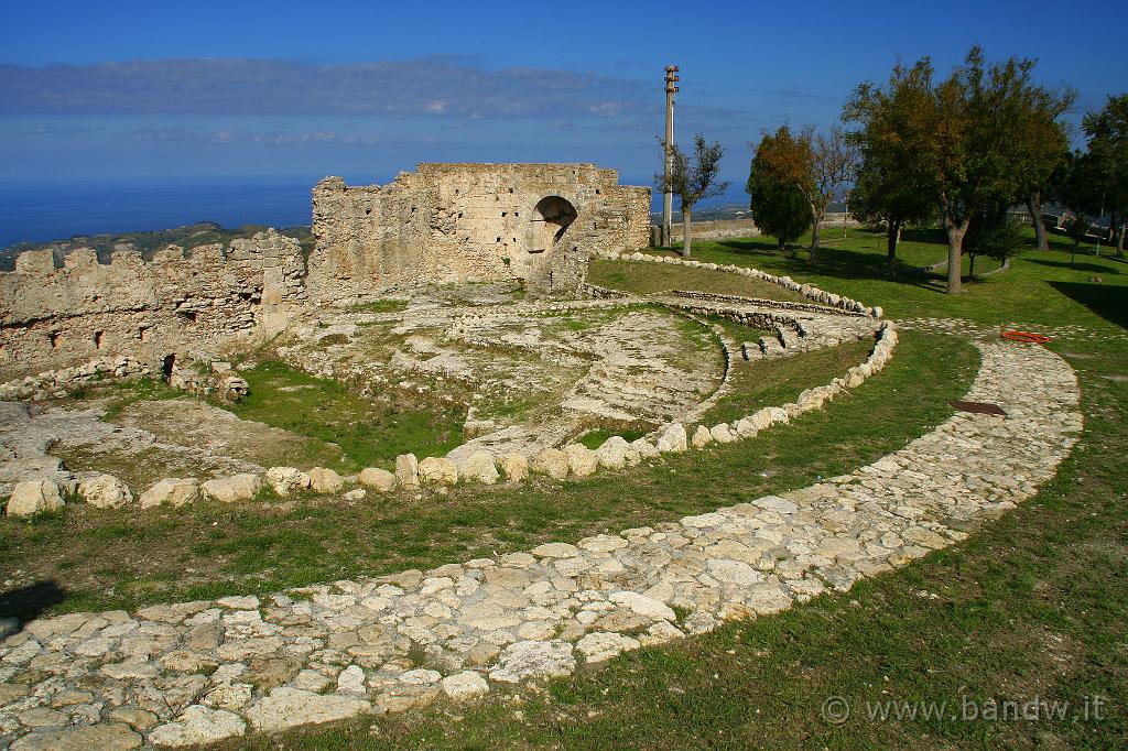 Castello di Rometta_020.JPG