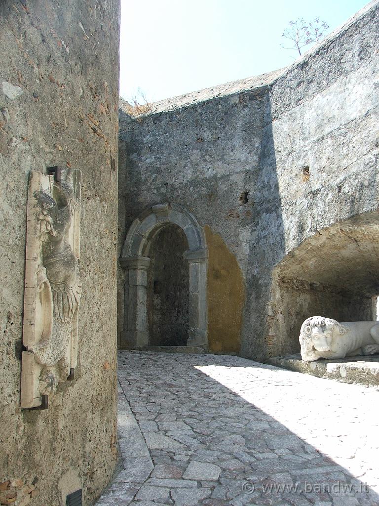 Castello di Scaletta Zanclea_001.JPG