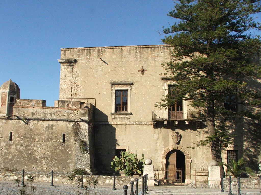 Castello di Spadafora_010.JPG