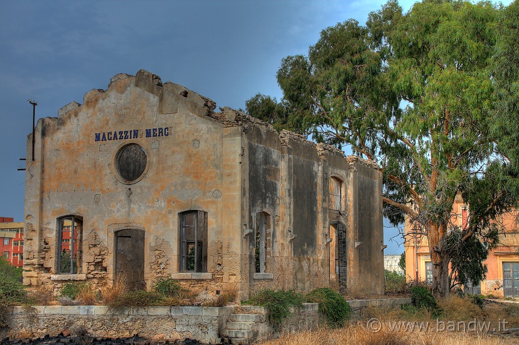 Marzamemi_010.jpg - Marzamemi - Magazzino della vecchia stazione commerciale