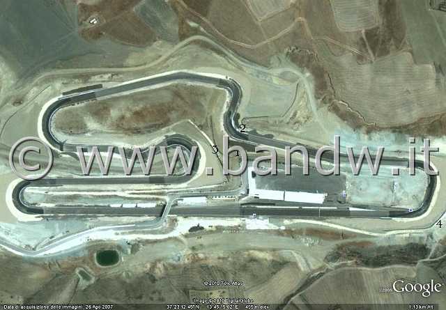 Autodromo Valle dei Templi Racalmuto.jpg - La pista di Racalmuto