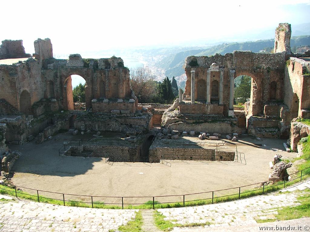 Teatro_Greco_di_Taormina(116).JPG