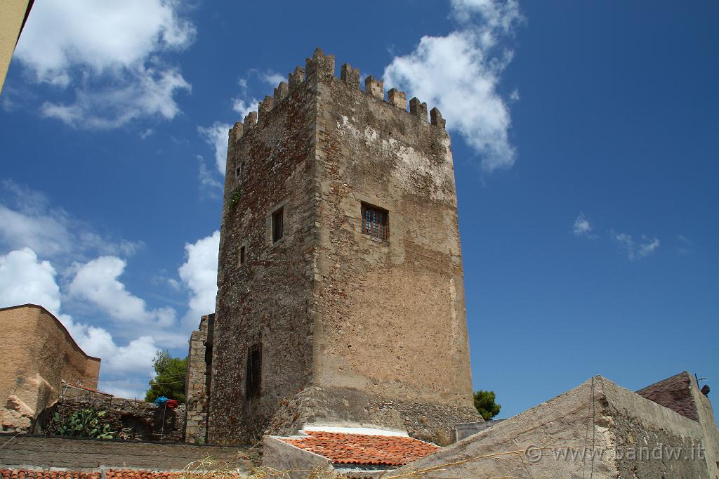 Castello di Brolo_047.JPG