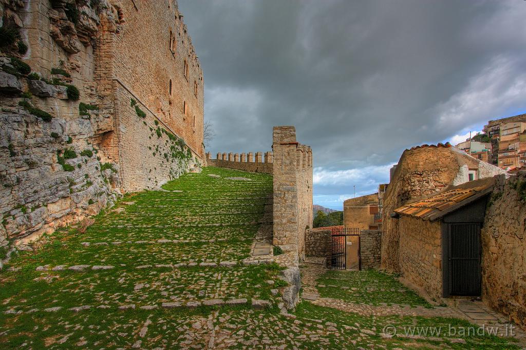 Castello_di_Caccamo_002.jpg