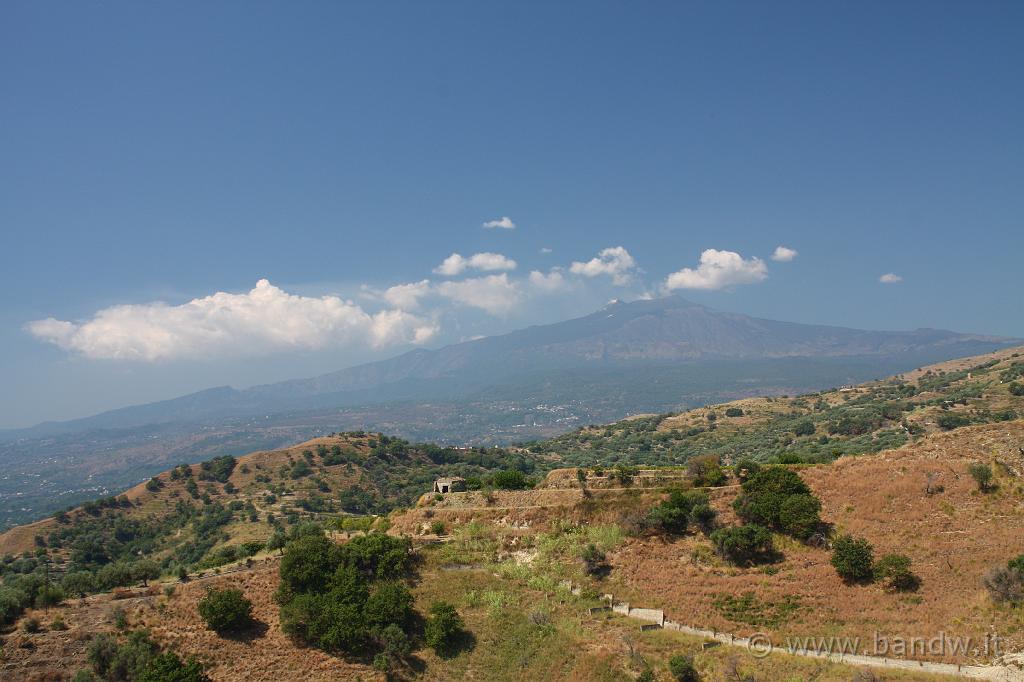 Castello di Calatabiano_063.JPG - Veduta sull'Etna