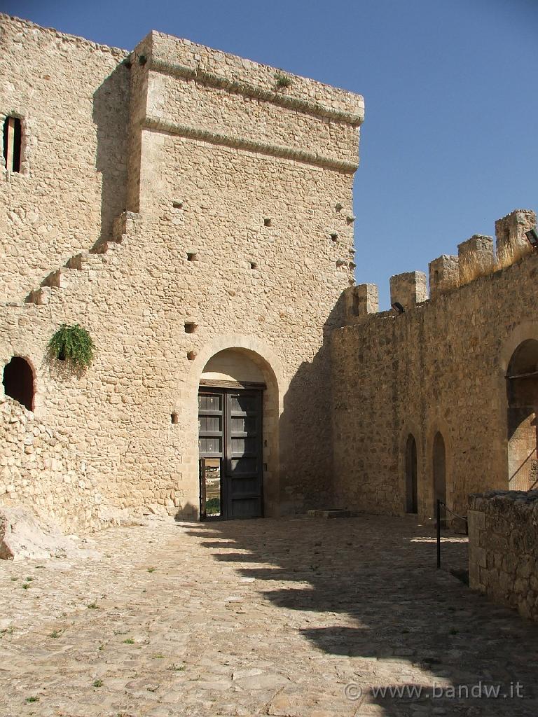 Castello di Mussomeli_016.JPG