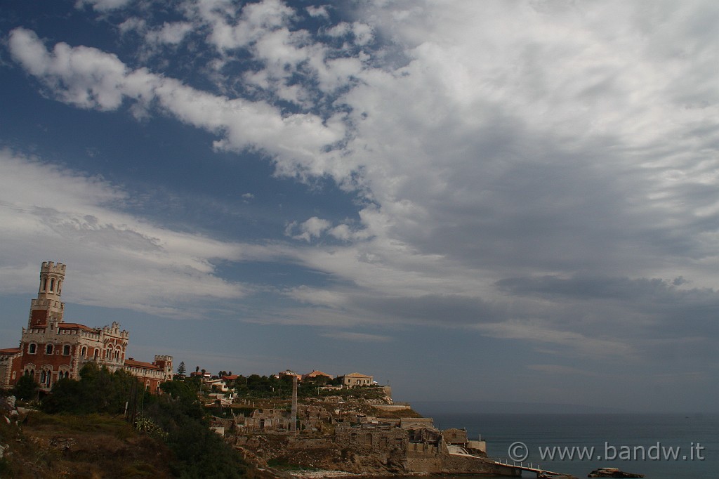 CapoPasseroCapoNord_029.jpg - La splendida costa sotto al castello Tafuri di Porto Palo