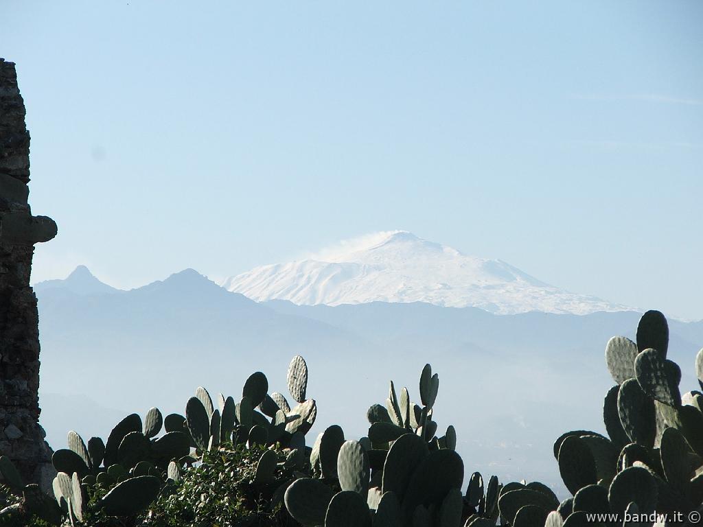 Milazzo-114.JPG - Altra veduta sull'Etna