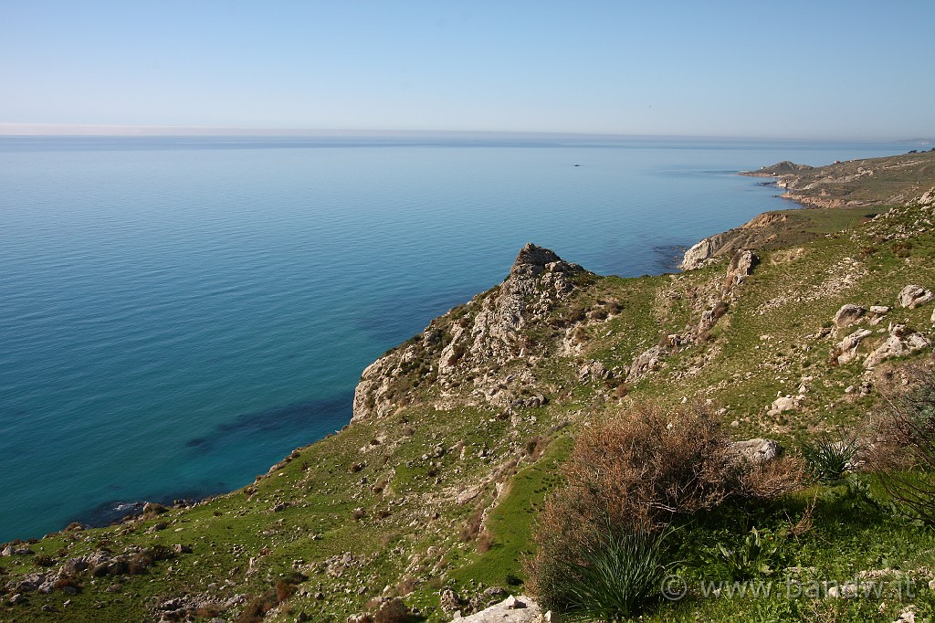 Giro_castelli_terza_parte_111.JPG - ... Si narra che un tempo sia stata rapita dai vicini abitanti di Agrigento ...