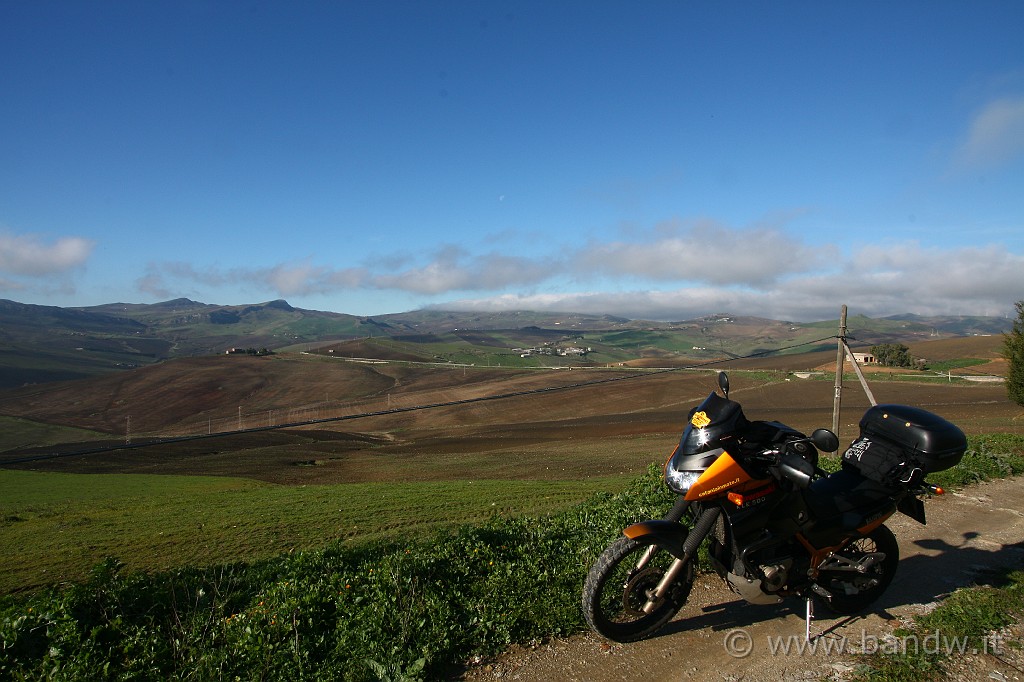 Madonie_inverno_2009_026.JPG - .....panorami......on the road.....