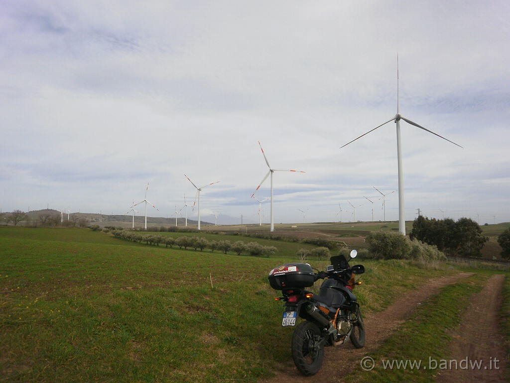 Motovagando_060.JPG - Sosta nei pressi di Militello Val di Catania