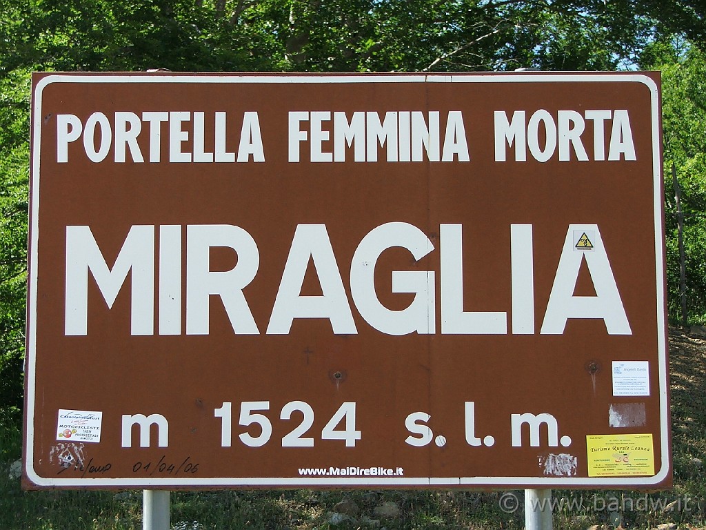 Nebrodi_Tour_098.JPG - Arriviamo a "Portella Femmina Morta", (si era capito)