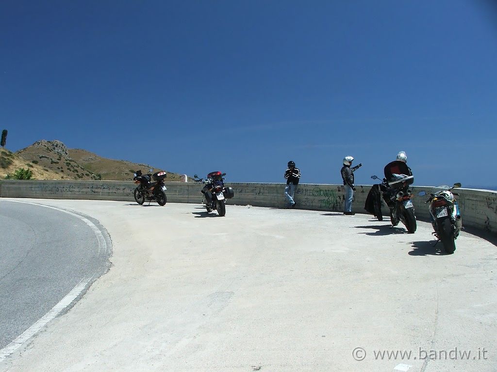 Nebrodi_Tour_028.JPG - Lungo la SS113 che si affaccia sul Tirreno, nei pressi di Marinello