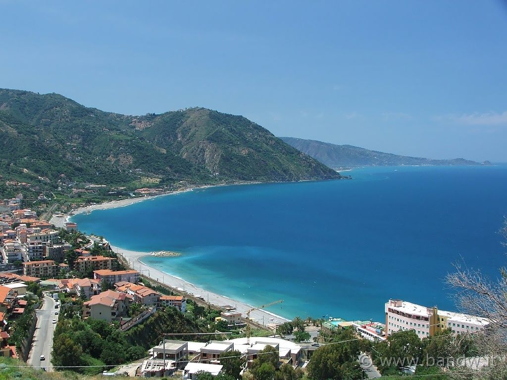 Nebrodi_Tour_034.JPG - Panaroma sulle meravigliose spiagge del Tireeno