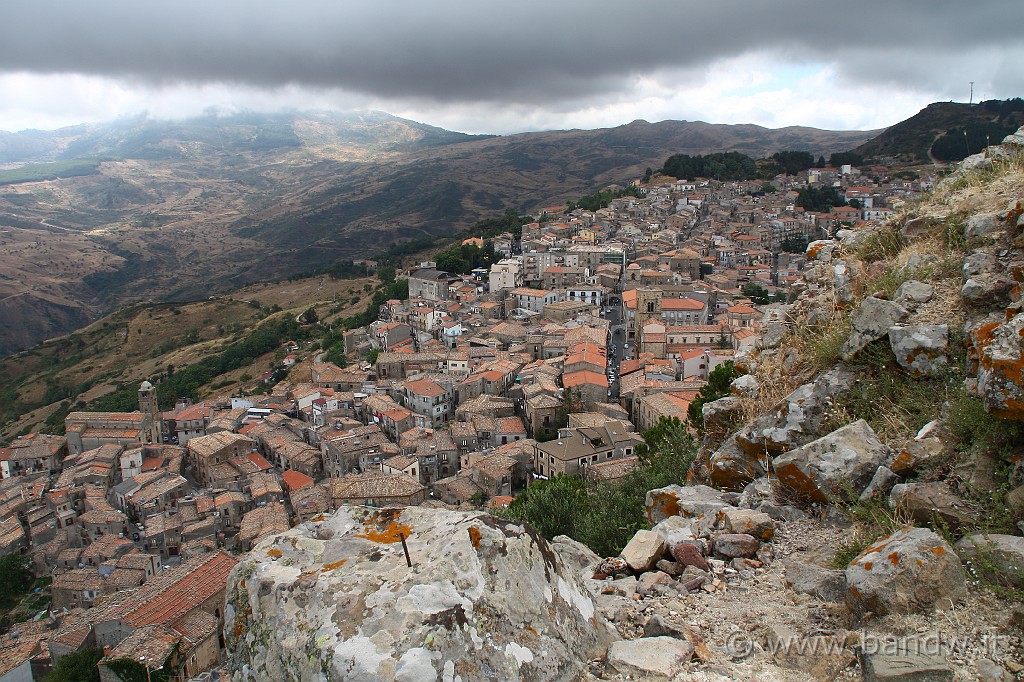 Sicilia_Tirrenica_048.JPG - Il panorama verso Sud-Est che si scorge dal Vecchio Castello