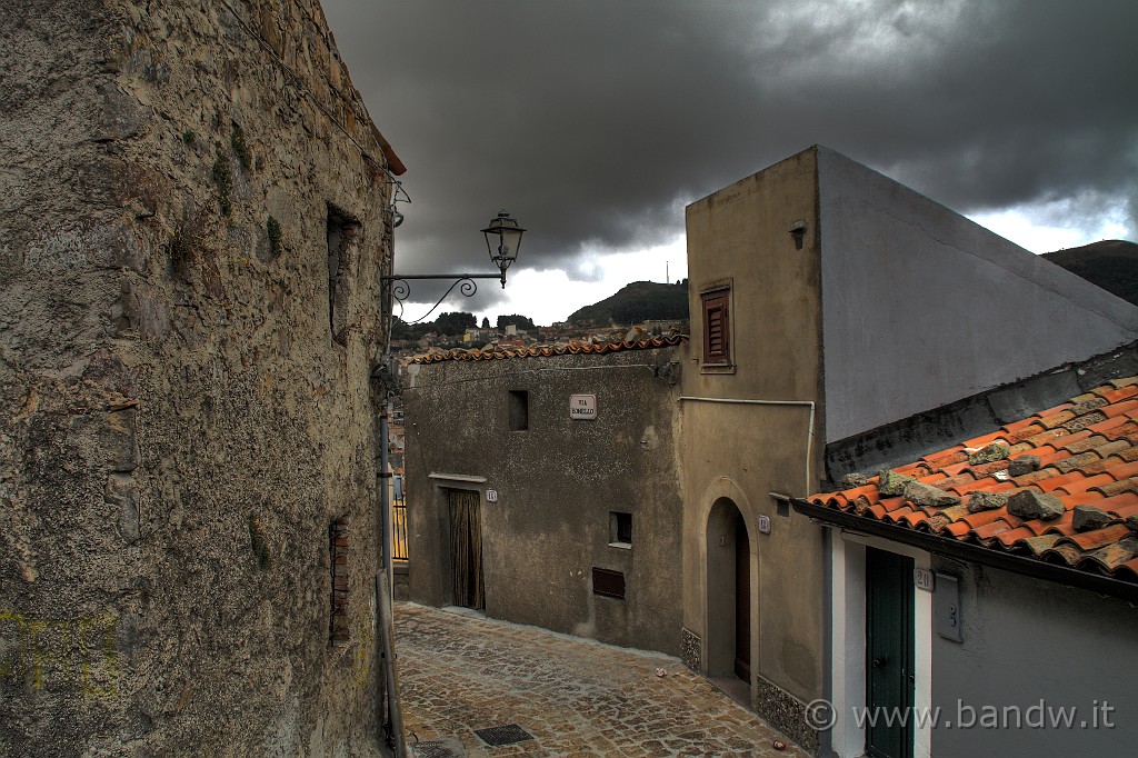 Sicilia_Tirrenica_072.jpg - I vicoletti adiacenti il Castello