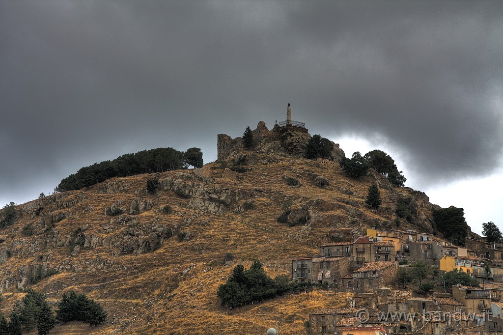 Sicilia_Tirrenica_091.jpg - Il colle dove ergeva il Castello