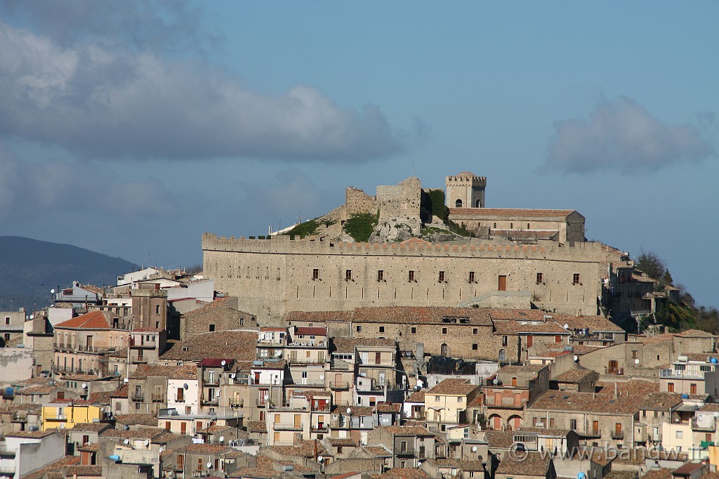 Solo_Curve_007.JPG - Il Castello di Montalbano Elicona