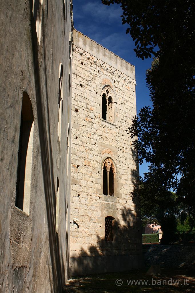 Castello di Donnafugata_058.JPG - Donnafugata (RG) - Il castello lato est -