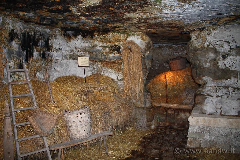 Ispica_Mulino_ad_Acqua_011.JPG - Ispica (RG) - Museo in grotte del mulino ad acqua