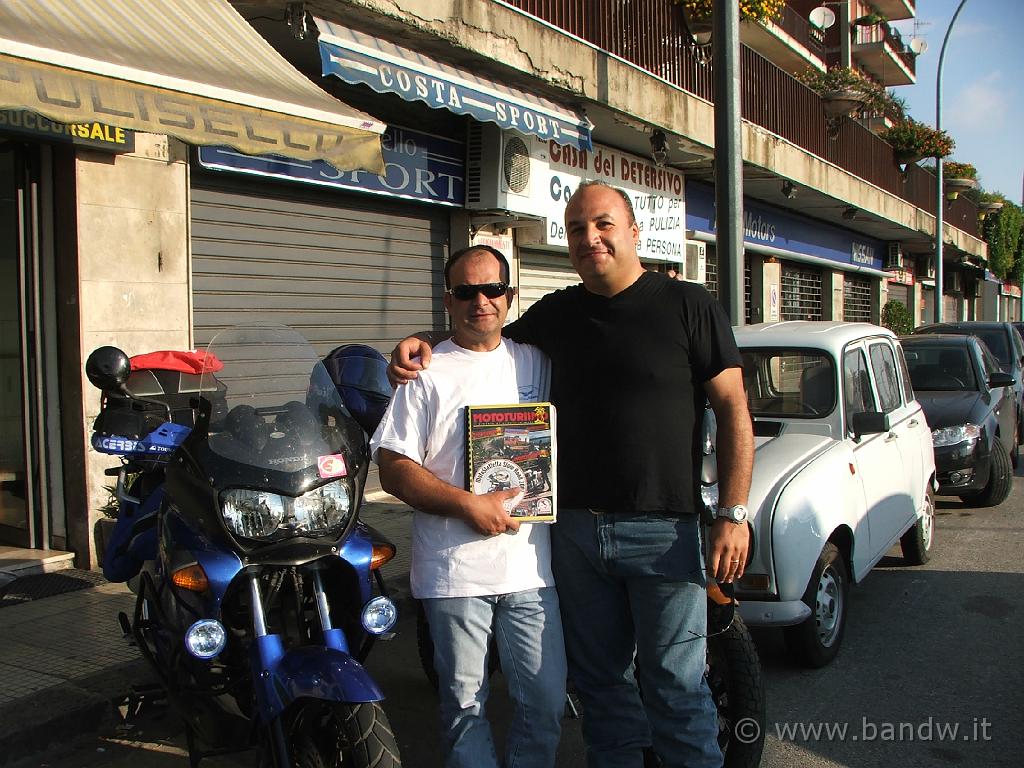 Motostaffetta2007(105).JPG - Ultimi istanti che Pinos terrà il "Testimone"